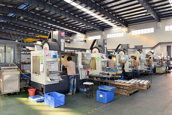 CNC machining services at Yidian