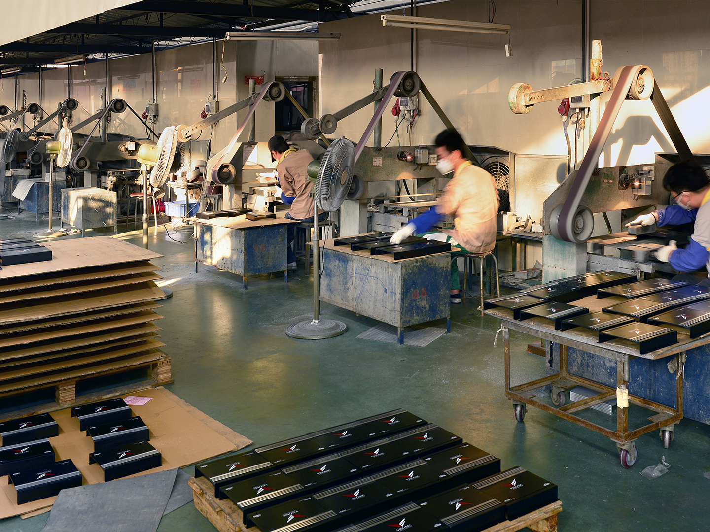 Model finishing shop at Yidian